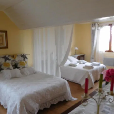 Couette-café Aux Deux Colombes