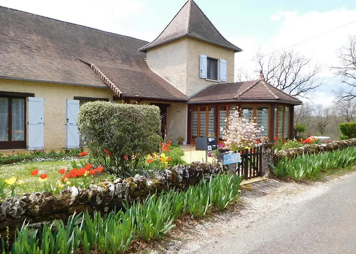 Aux Deux Colombes * Padirac